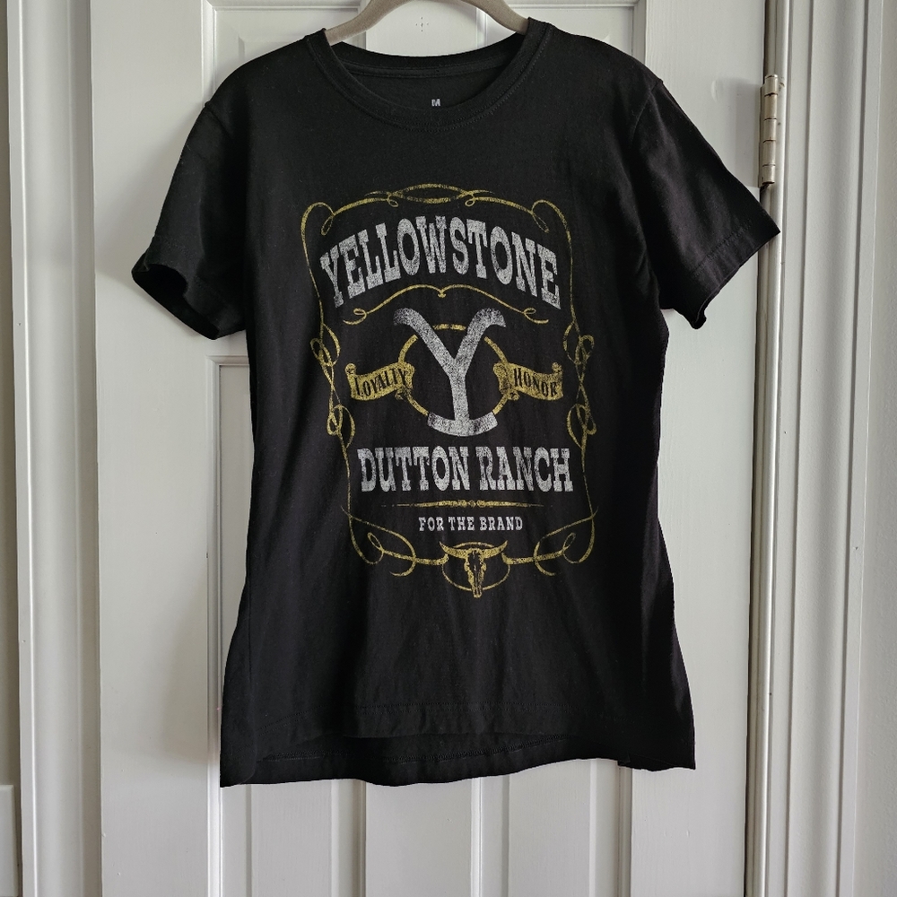 🐎 Yellowstone Dutton Ranch Ladies T Shirt sz M